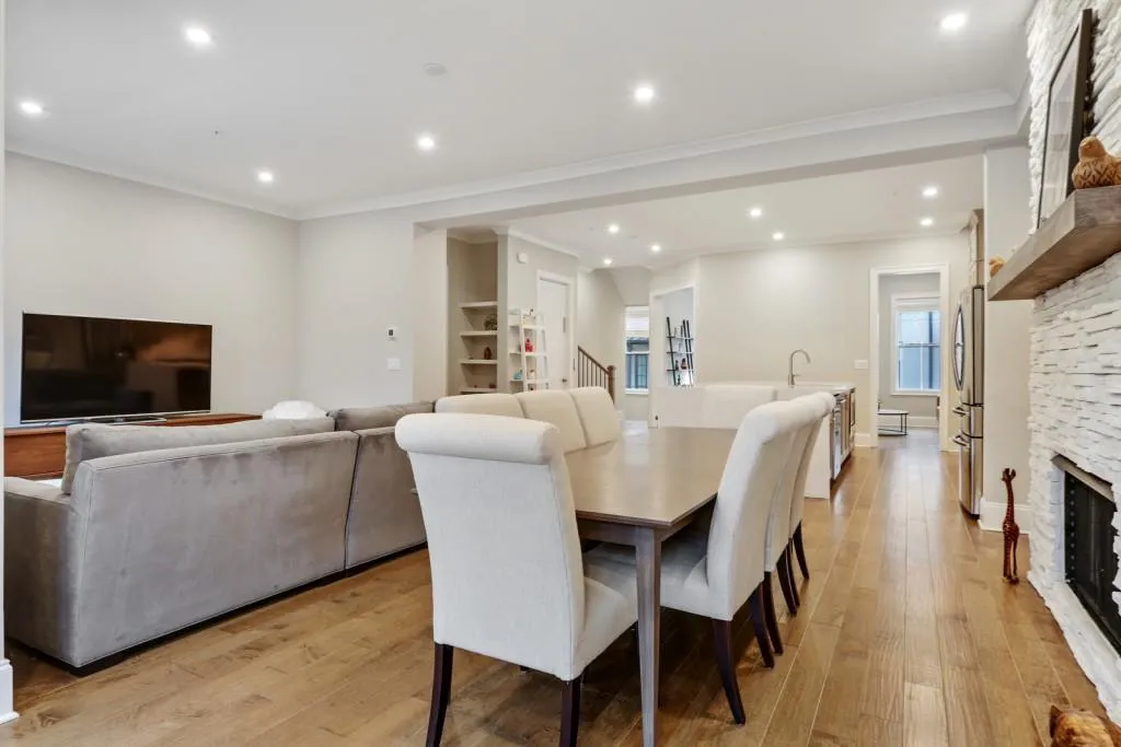 2073 Wheaton Way, Sandy Springs, Georgia 30328, 4 Bedrooms Bedrooms, ,4 BathroomsBathrooms,Residential,Sold,2073 Wheaton Way,6826078 2073 Wheaton Way, Sandy Springs, Georgia 30328, 4 Bedrooms Bedrooms, ,4 BathroomsBathrooms,Residential,Sold,2073 Wheaton Way,6826078