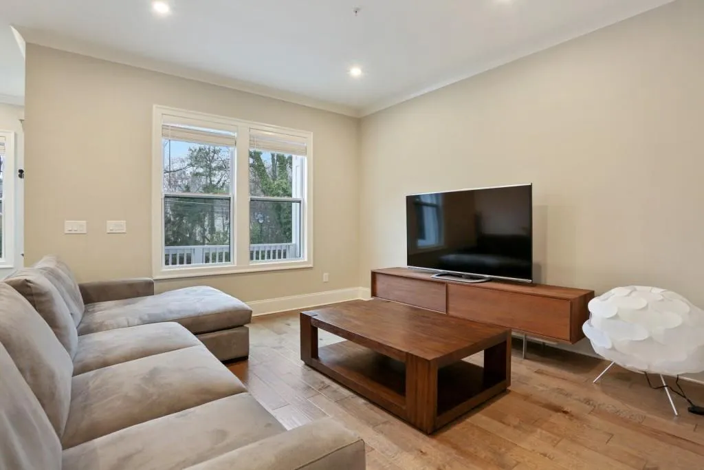 2073 Wheaton Way, Sandy Springs, Georgia 30328, 4 Bedrooms Bedrooms, ,4 BathroomsBathrooms,Residential,Sold,2073 Wheaton Way,6826078 2073 Wheaton Way, Sandy Springs, Georgia 30328, 4 Bedrooms Bedrooms, ,4 BathroomsBathrooms,Residential,Sold,2073 Wheaton Way,6826078