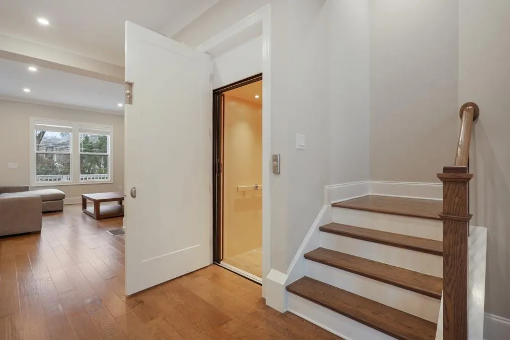 2073 Wheaton Way, Sandy Springs, Georgia 30328, 4 Bedrooms Bedrooms, ,4 BathroomsBathrooms,Residential,Sold,2073 Wheaton Way,6826078 2073 Wheaton Way, Sandy Springs, Georgia 30328, 4 Bedrooms Bedrooms, ,4 BathroomsBathrooms,Residential,Sold,2073 Wheaton Way,6826078