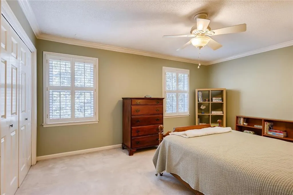 303 Dunwoody Chace, Atlanta, Georgia 30328, 3 Bedrooms Bedrooms, ,3 BathroomsBathrooms,Residential,Sold,303 Dunwoody Chace,6597720