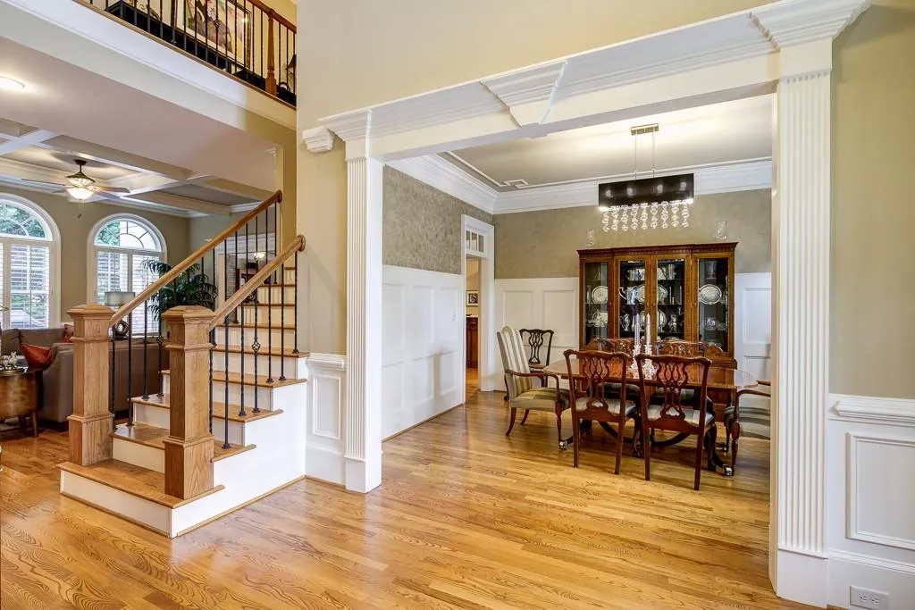 845 Glengate Place, Atlanta, Georgia 30328, 6 Bedrooms Bedrooms, ,6 BathroomsBathrooms,Residential,Sold,845 Glengate Place,5868959