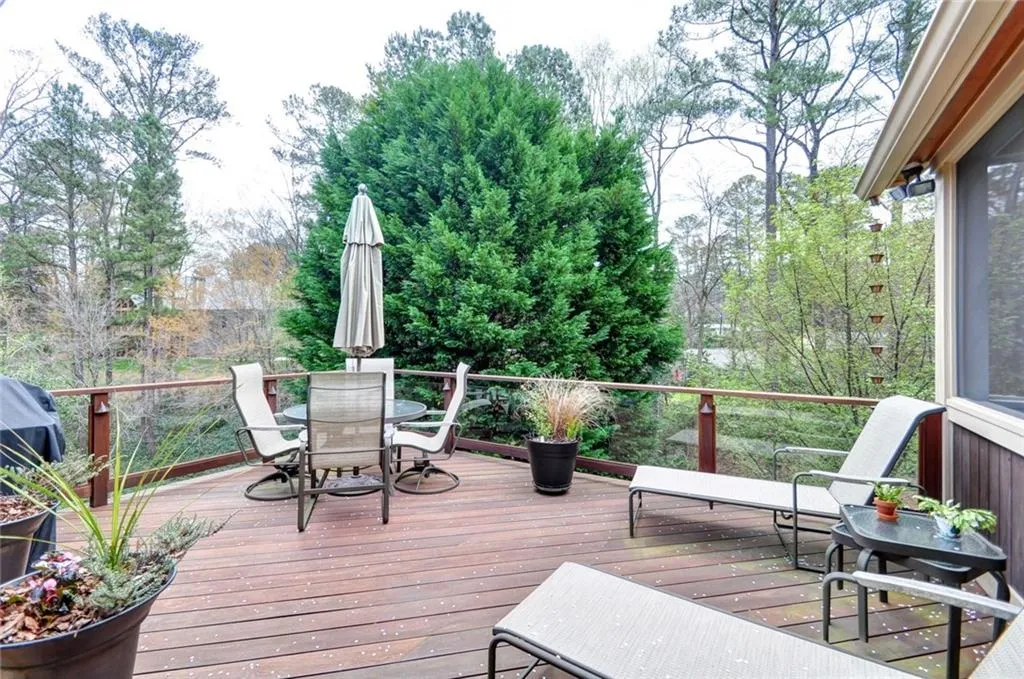 3817 Glen Arbor Court Ne, Brookhaven, Georgia 30319, 3 Bedrooms Bedrooms, ,2 BathroomsBathrooms,Residential,Sold,3817 Glen Arbor Court Ne,5833131