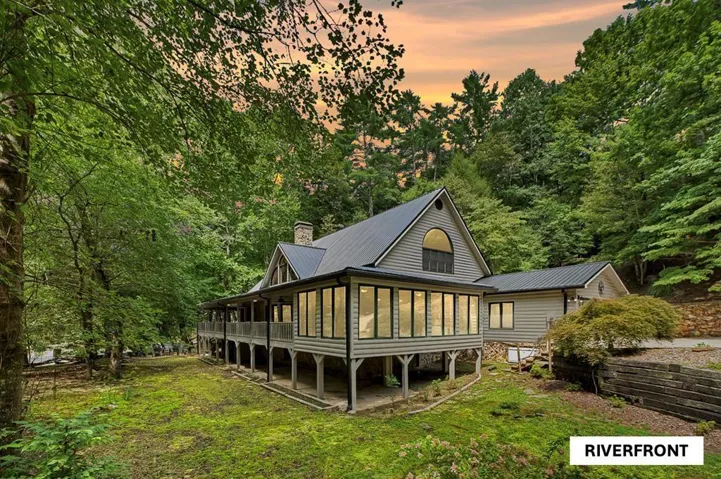88 Pauls Lane, Ellijay, Georgia 30536