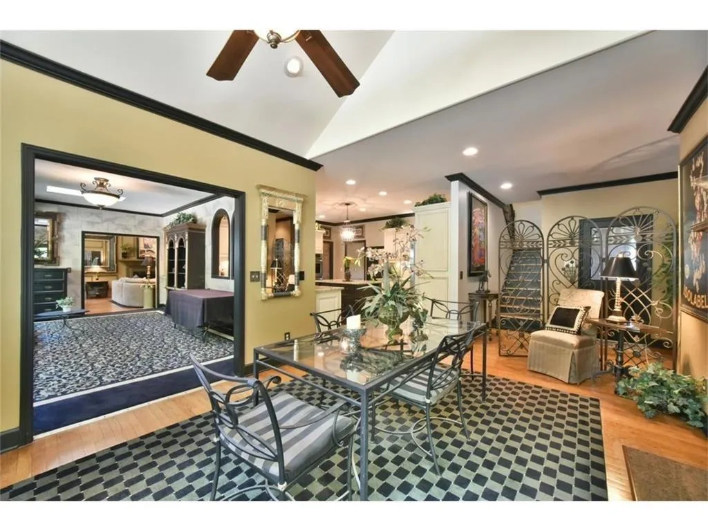 8485 Valemont Drive, Sandy Springs, Georgia 30350, 4 Bedrooms Bedrooms, ,4 BathroomsBathrooms,Residential,Sold,8485 Valemont Drive,5883923