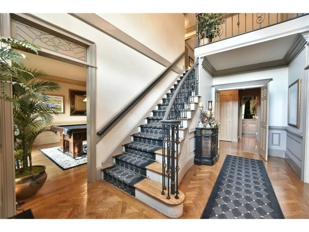 8485 Valemont Drive, Sandy Springs, Georgia 30350, 4 Bedrooms Bedrooms, ,4 BathroomsBathrooms,Residential,Sold,8485 Valemont Drive,5883923