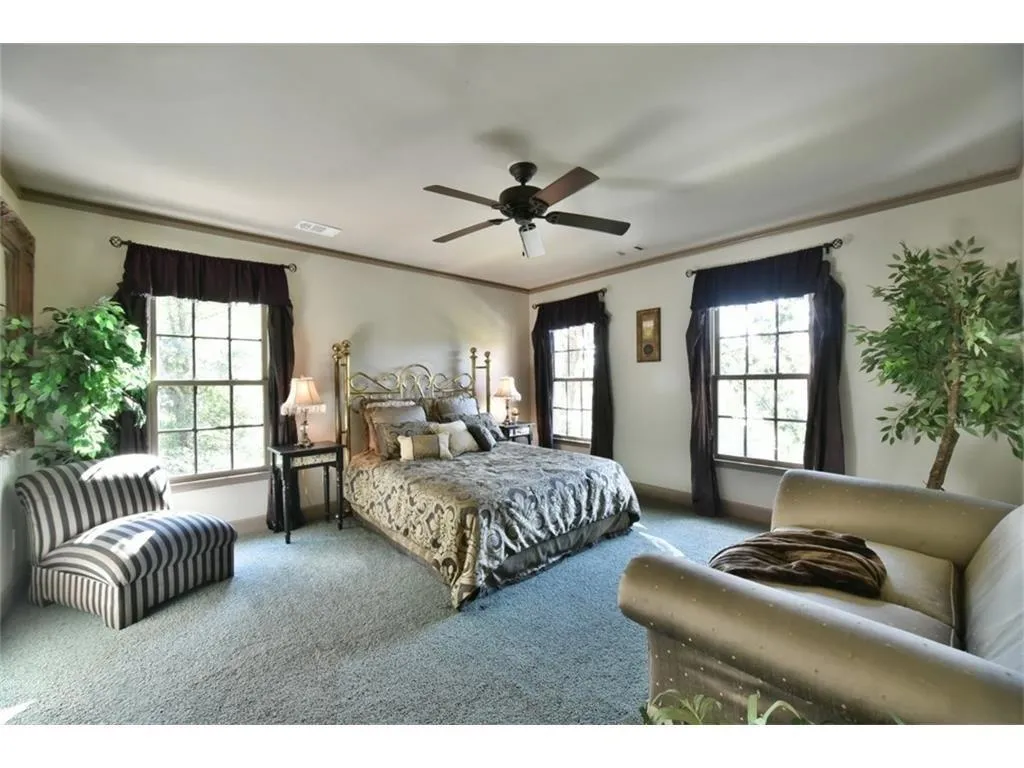 8485 Valemont Drive, Sandy Springs, Georgia 30350, 4 Bedrooms Bedrooms, ,4 BathroomsBathrooms,Residential,Sold,8485 Valemont Drive,5883923