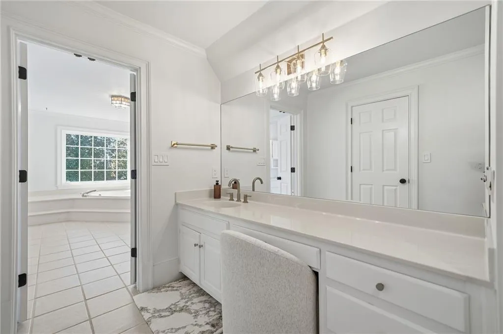 8520 Valemont Drive, Sandy Springs, Georgia 30350, 6 Bedrooms Bedrooms, ,5 BathroomsBathrooms,Residential,Sold,8520 Valemont Drive,7699986