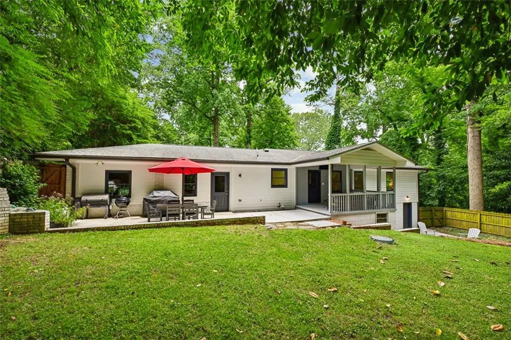 5920 Hilderbrand Drive, Atlanta, Georgia 30328, 4 Bedrooms Bedrooms, ,3 BathroomsBathrooms,Residential,Sold,5920 Hilderbrand Drive,7402224
