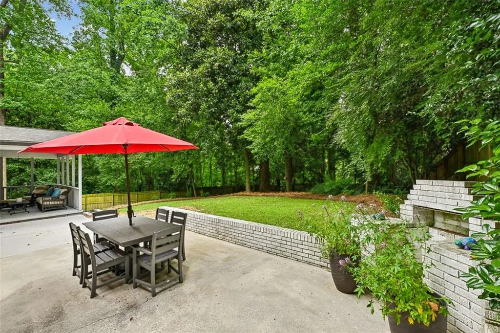 5920 Hilderbrand Drive, Atlanta, Georgia 30328, 4 Bedrooms Bedrooms, ,3 BathroomsBathrooms,Residential,Sold,5920 Hilderbrand Drive,7402224