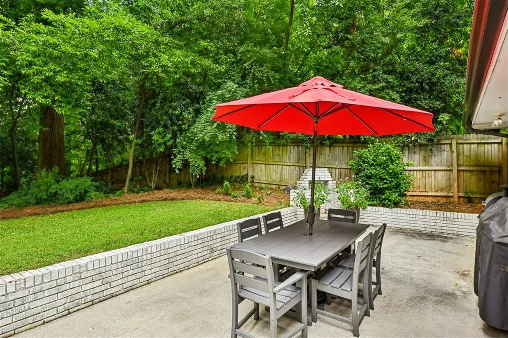 5920 Hilderbrand Drive, Atlanta, Georgia 30328, 4 Bedrooms Bedrooms, ,3 BathroomsBathrooms,Residential,Sold,5920 Hilderbrand Drive,7402224