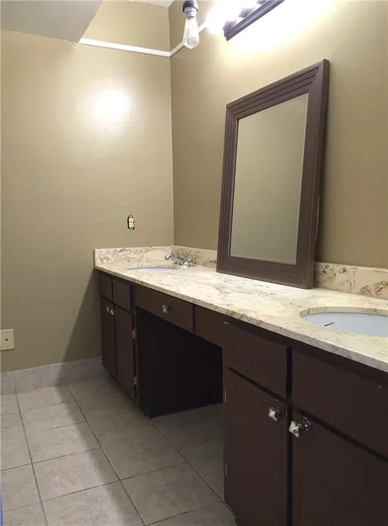 6851 Roswell Road Unit P1, Atlanta, Georgia 30328, 2 Bedrooms Bedrooms, ,2 BathroomsBathrooms,Residential,Sold,6851 Roswell Road Unit P1,5605523