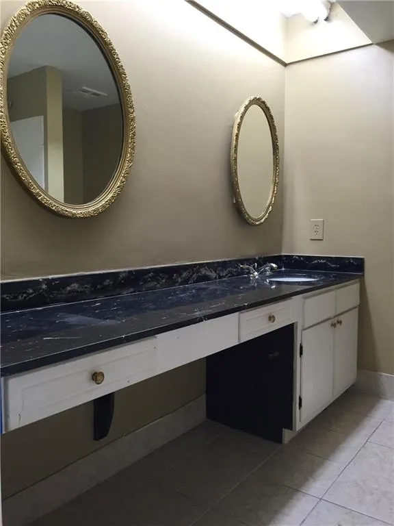 6851 Roswell Road Unit P1, Atlanta, Georgia 30328, 2 Bedrooms Bedrooms, ,2 BathroomsBathrooms,Residential,Sold,6851 Roswell Road Unit P1,5605523