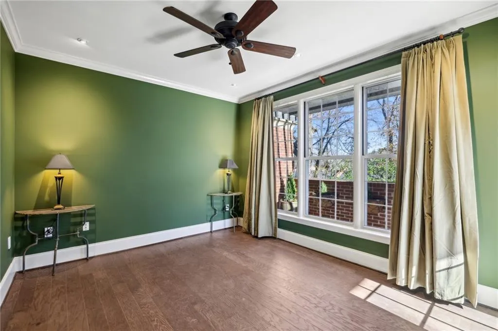 3101 Howell Mill Road Nw Unit 121, Atlanta, Georgia 30327, 1 Bedroom Bedrooms, ,1 BathroomBathrooms,Residential,For Sale,3101 Howell Mill Road Nw Unit 121,7661872