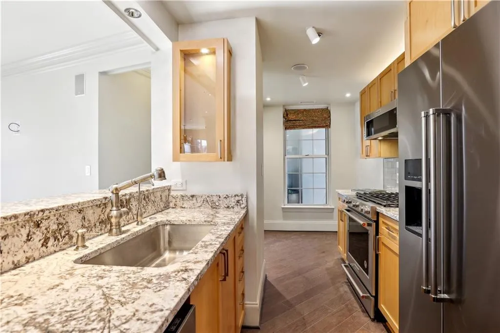 3101 Howell Mill Road Nw Unit 121, Atlanta, Georgia 30327, 1 Bedroom Bedrooms, ,1 BathroomBathrooms,Residential,For Sale,3101 Howell Mill Road Nw Unit 121,7661872
