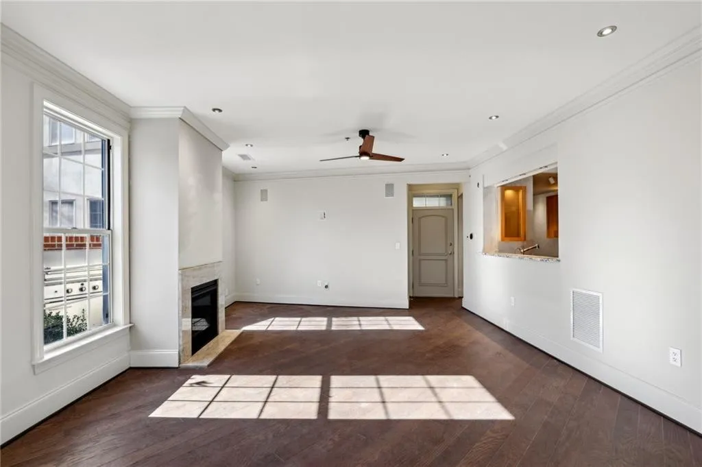 3101 Howell Mill Road Nw Unit 121, Atlanta, Georgia 30327, 1 Bedroom Bedrooms, ,1 BathroomBathrooms,Residential,For Sale,3101 Howell Mill Road Nw Unit 121,7661872