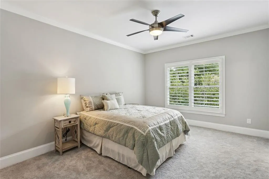 20 W Belle Isle Road, Sandy Springs, Georgia 30342, 5 Bedrooms Bedrooms, ,4 BathroomsBathrooms,Residential,For Sale,20 W Belle Isle Road,7629305