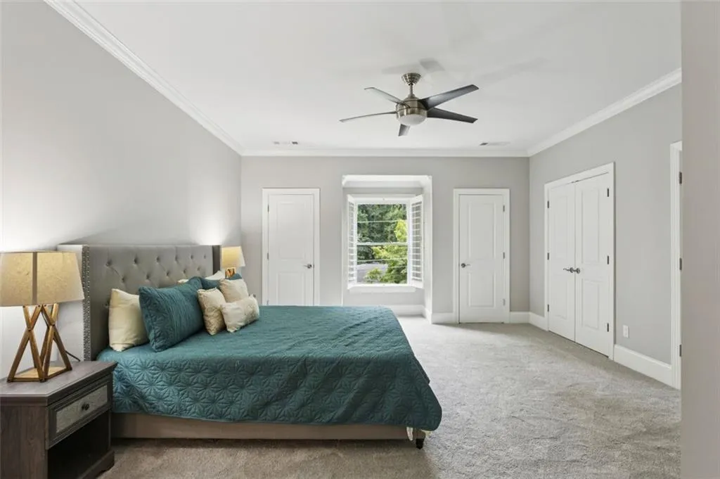 20 W Belle Isle Road, Sandy Springs, Georgia 30342, 5 Bedrooms Bedrooms, ,4 BathroomsBathrooms,Residential,For Sale,20 W Belle Isle Road,7629305