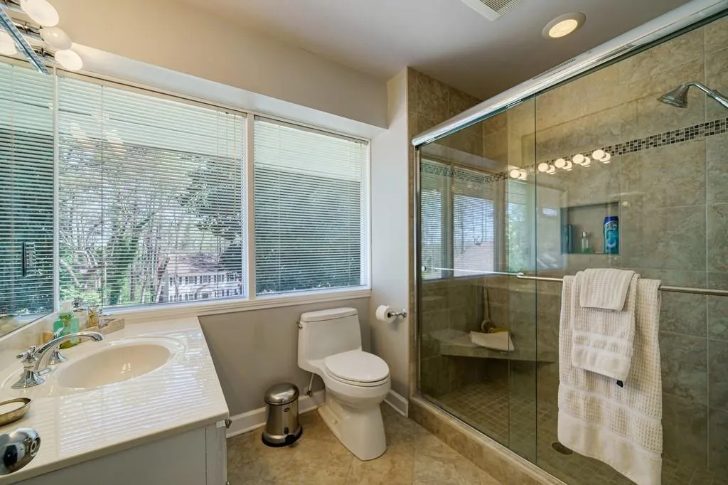 7485 Old Maine Trail, Sandy Springs, Georgia 30328, 5 Bedrooms Bedrooms, ,3 BathroomsBathrooms,Residential,Sold,7485 Old Maine Trail,7026038