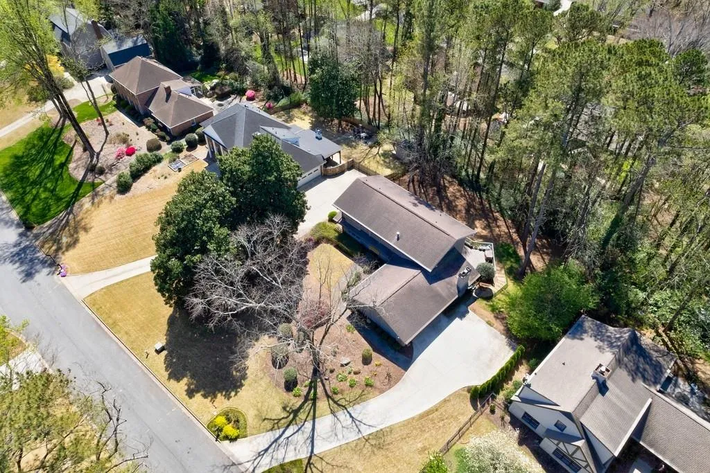 7485 Old Maine Trail, Sandy Springs, Georgia 30328, 5 Bedrooms Bedrooms, ,3 BathroomsBathrooms,Residential,Sold,7485 Old Maine Trail,7026038