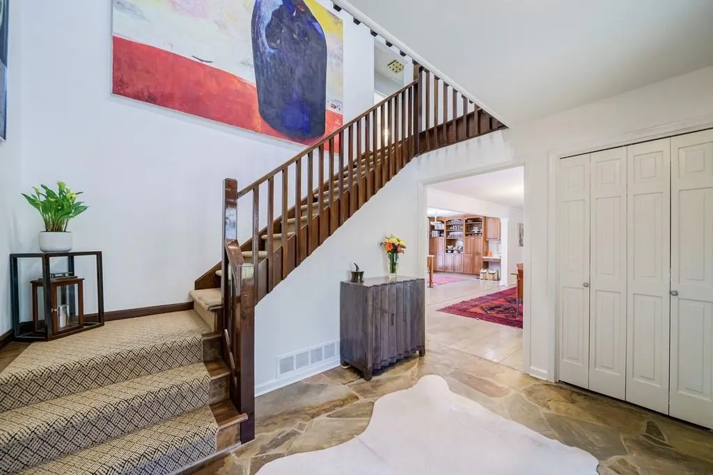 7485 Old Maine Trail, Sandy Springs, Georgia 30328, 5 Bedrooms Bedrooms, ,3 BathroomsBathrooms,Residential,Sold,7485 Old Maine Trail,7026038