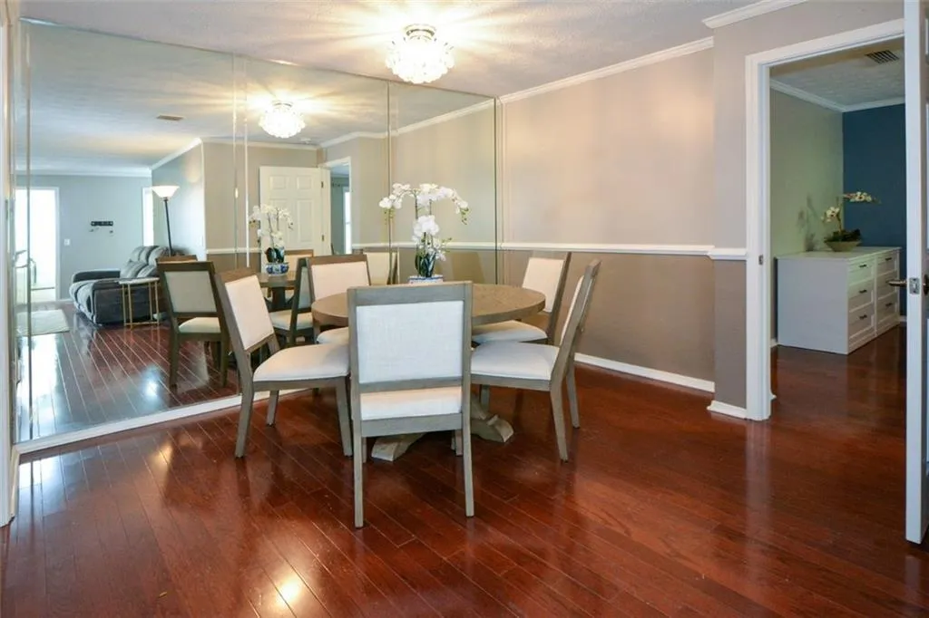 1602 Gettysburg Place, Sandy Springs, Georgia 30350, 2 Bedrooms Bedrooms, ,2 BathroomsBathrooms,Residential,For Sale,1602 Gettysburg Place,7552766