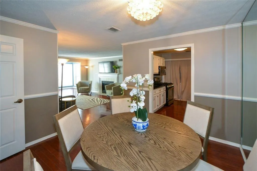 1602 Gettysburg Place, Sandy Springs, Georgia 30350, 2 Bedrooms Bedrooms, ,2 BathroomsBathrooms,Residential,For Sale,1602 Gettysburg Place,7552766