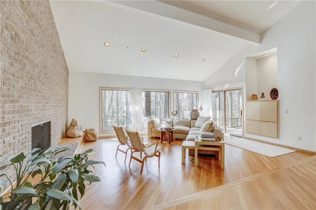 4 Misty Ridge Manor, Atlanta, Georgia 30327, 4 Bedrooms Bedrooms, ,3 BathroomsBathrooms,Residential,Sold,4 Misty Ridge Manor,5991942