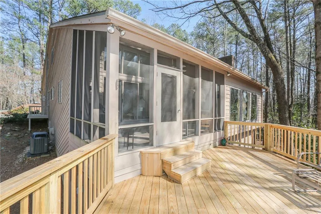 4 Misty Ridge Manor, Atlanta, Georgia 30327, 4 Bedrooms Bedrooms, ,3 BathroomsBathrooms,Residential,Sold,4 Misty Ridge Manor,5991942