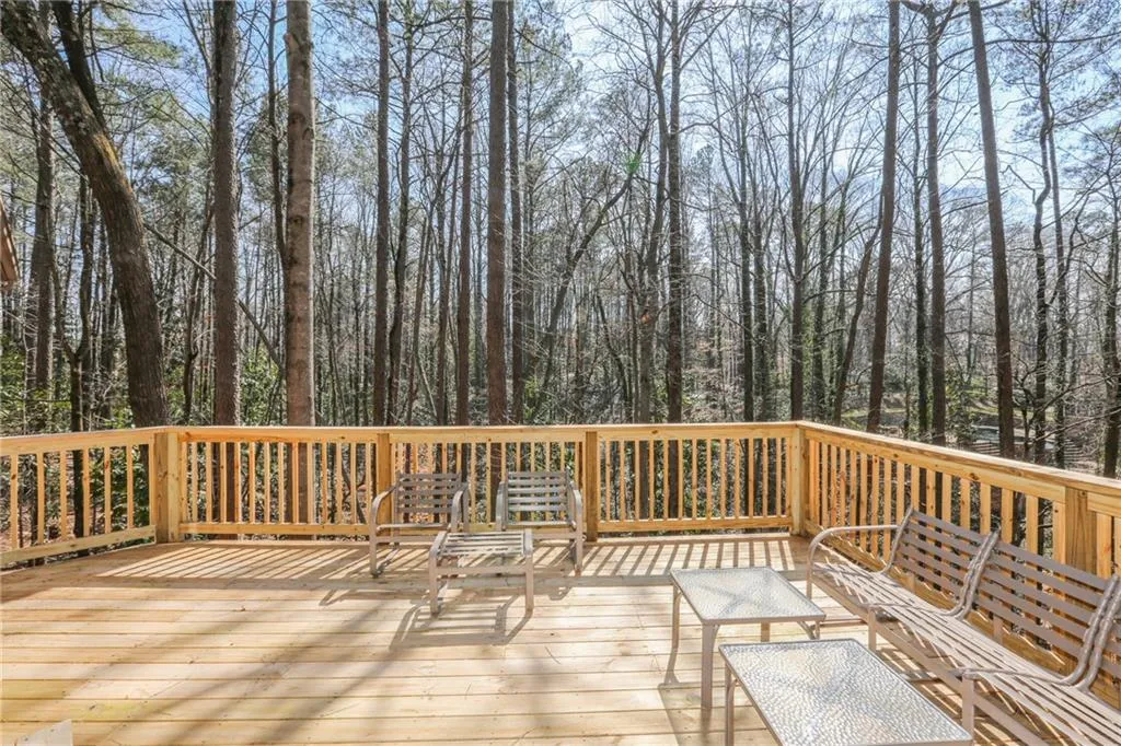 4 Misty Ridge Manor, Atlanta, Georgia 30327, 4 Bedrooms Bedrooms, ,3 BathroomsBathrooms,Residential,Sold,4 Misty Ridge Manor,5991942