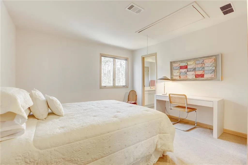 4 Misty Ridge Manor, Atlanta, Georgia 30327, 4 Bedrooms Bedrooms, ,3 BathroomsBathrooms,Residential,Sold,4 Misty Ridge Manor,5991942