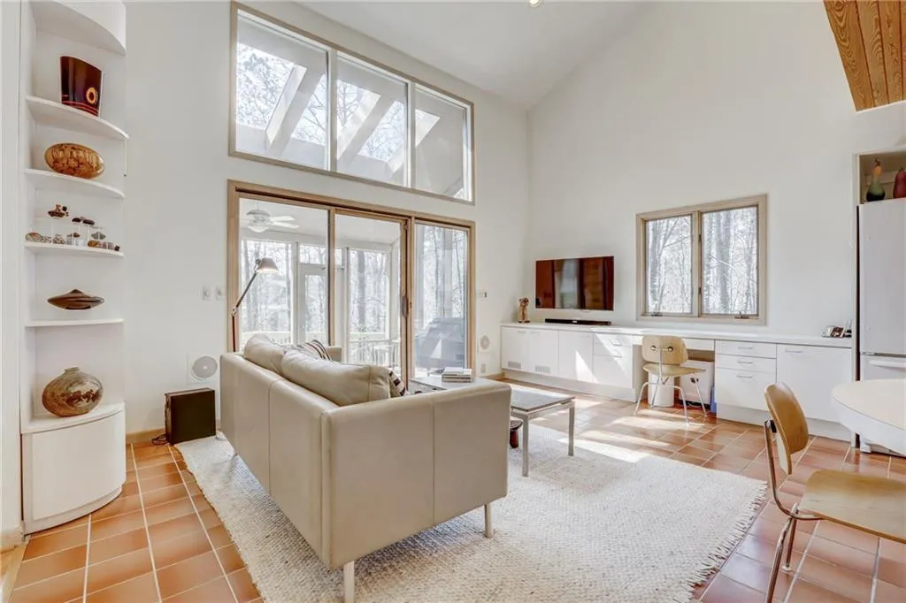 4 Misty Ridge Manor, Atlanta, Georgia 30327, 4 Bedrooms Bedrooms, ,3 BathroomsBathrooms,Residential,Sold,4 Misty Ridge Manor,5991942