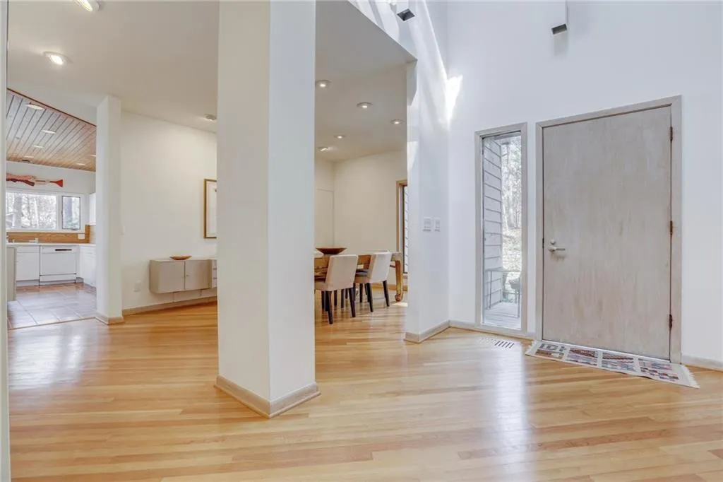 4 Misty Ridge Manor, Atlanta, Georgia 30327, 4 Bedrooms Bedrooms, ,3 BathroomsBathrooms,Residential,Sold,4 Misty Ridge Manor,5991942