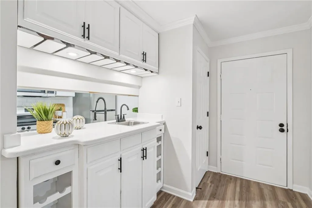 112 Barrington Hills Drive, Atlanta, Georgia 30350, 2 Bedrooms Bedrooms, ,2 BathroomsBathrooms,Residential,For Sale,112 Barrington Hills Drive,7650632