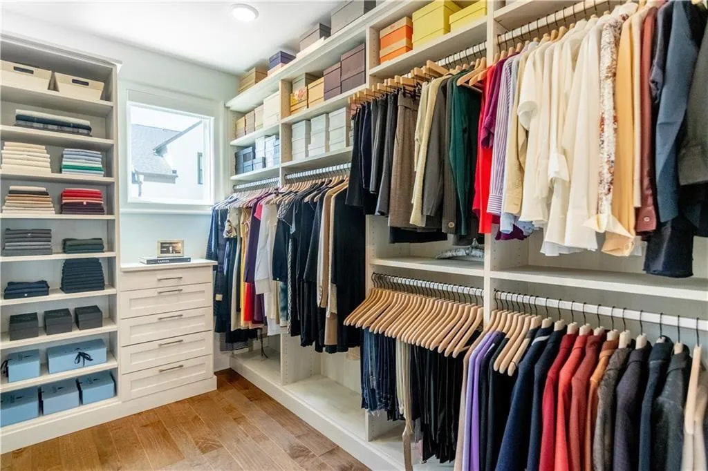 110 Ridgely Court Unit 23, Atlanta, Georgia 30342, 4 Bedrooms Bedrooms, ,4 BathroomsBathrooms,Residential,Sold,110 Ridgely Court Unit 23,6871549