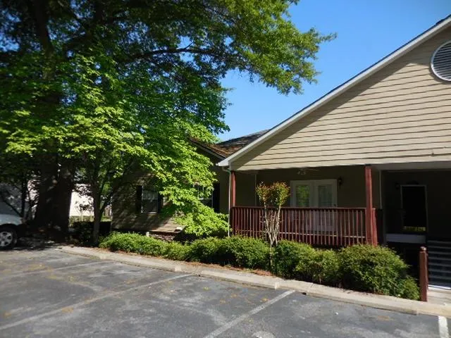 303 Brighton Point Unit 303, Sandy Springs, Georgia 30328, 2 Bedrooms Bedrooms, ,2 BathroomsBathrooms,Residential,Sold,303 Brighton Point Unit 303,5532956