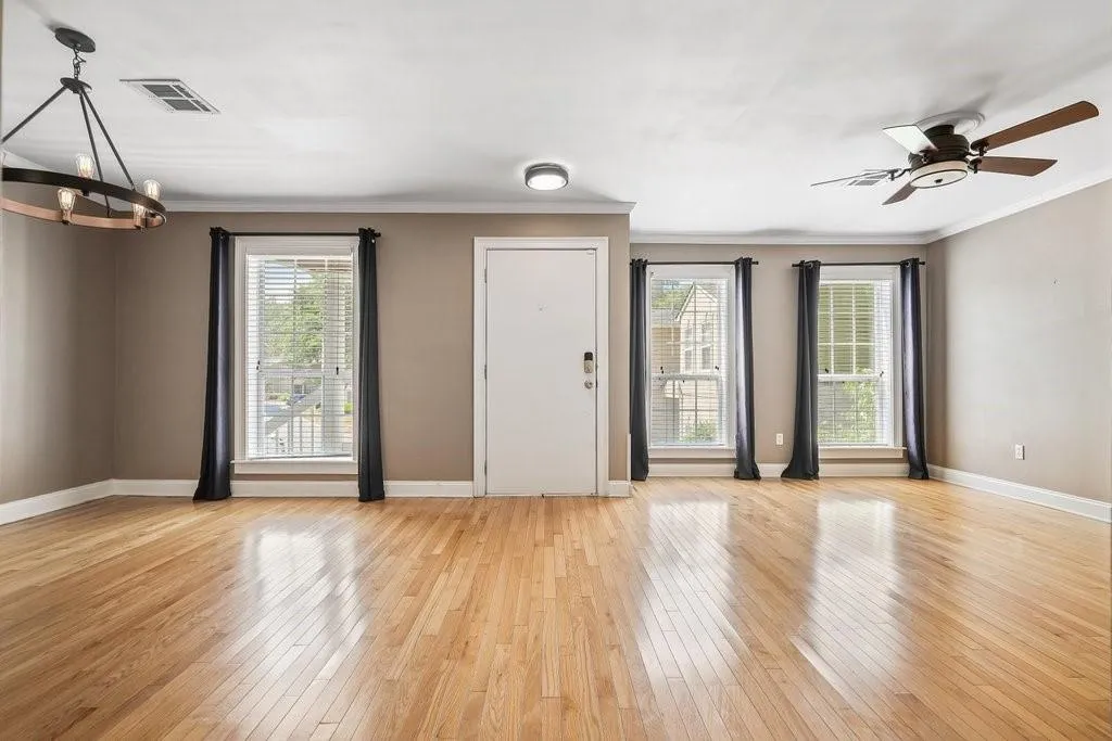 1601 Masons Creek Circle, Sandy Springs, Georgia 30350, 3 Bedrooms Bedrooms, ,2 BathroomsBathrooms,Residential,Sold,1601 Masons Creek Circle,7381453