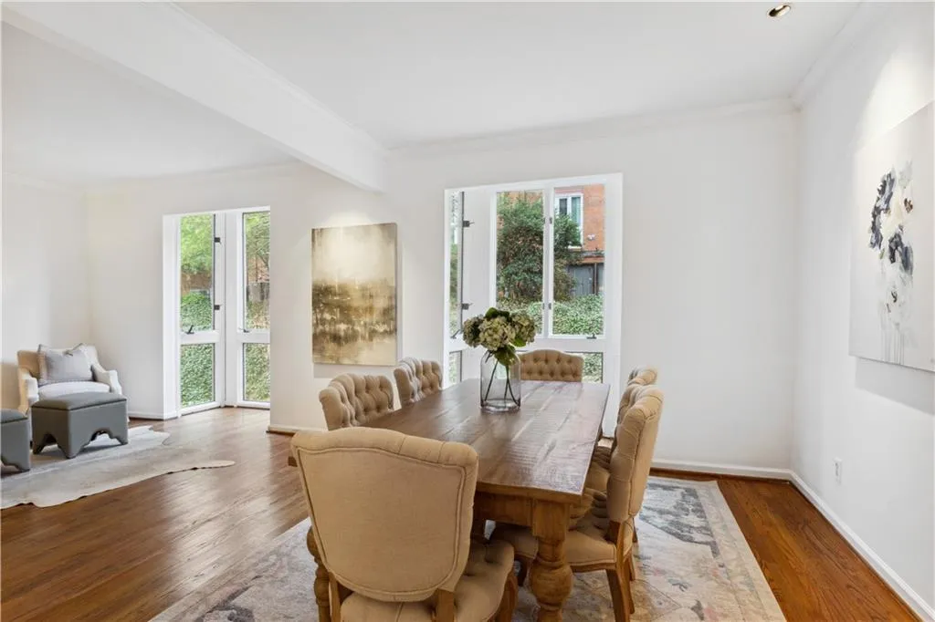 39 Willow Glen Ne, Atlanta, Georgia 30342, 3 Bedrooms Bedrooms, ,3 BathroomsBathrooms,Residential,Sold,39 Willow Glen Ne,7180889