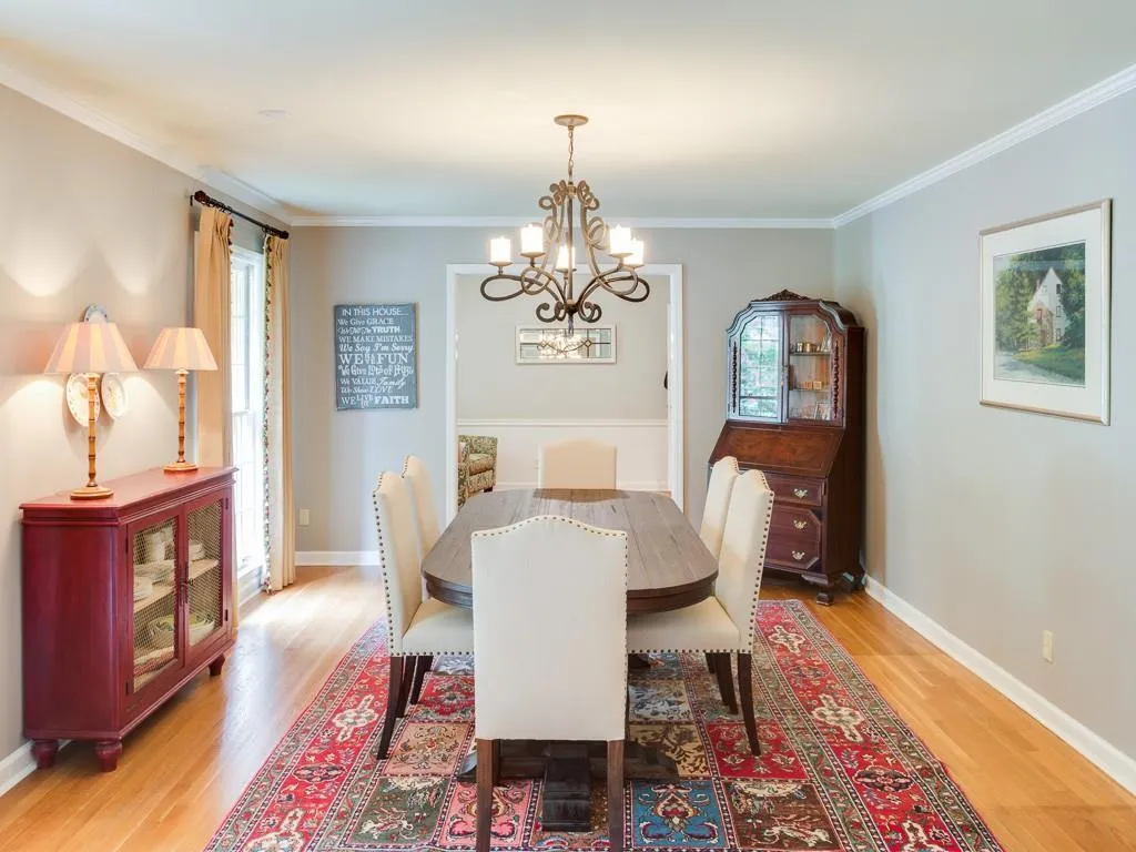 4795 Cherrywood Lane, Atlanta, Georgia 30342, 6 Bedrooms Bedrooms, ,3 BathroomsBathrooms,Residential,Sold,4795 Cherrywood Lane,5889351