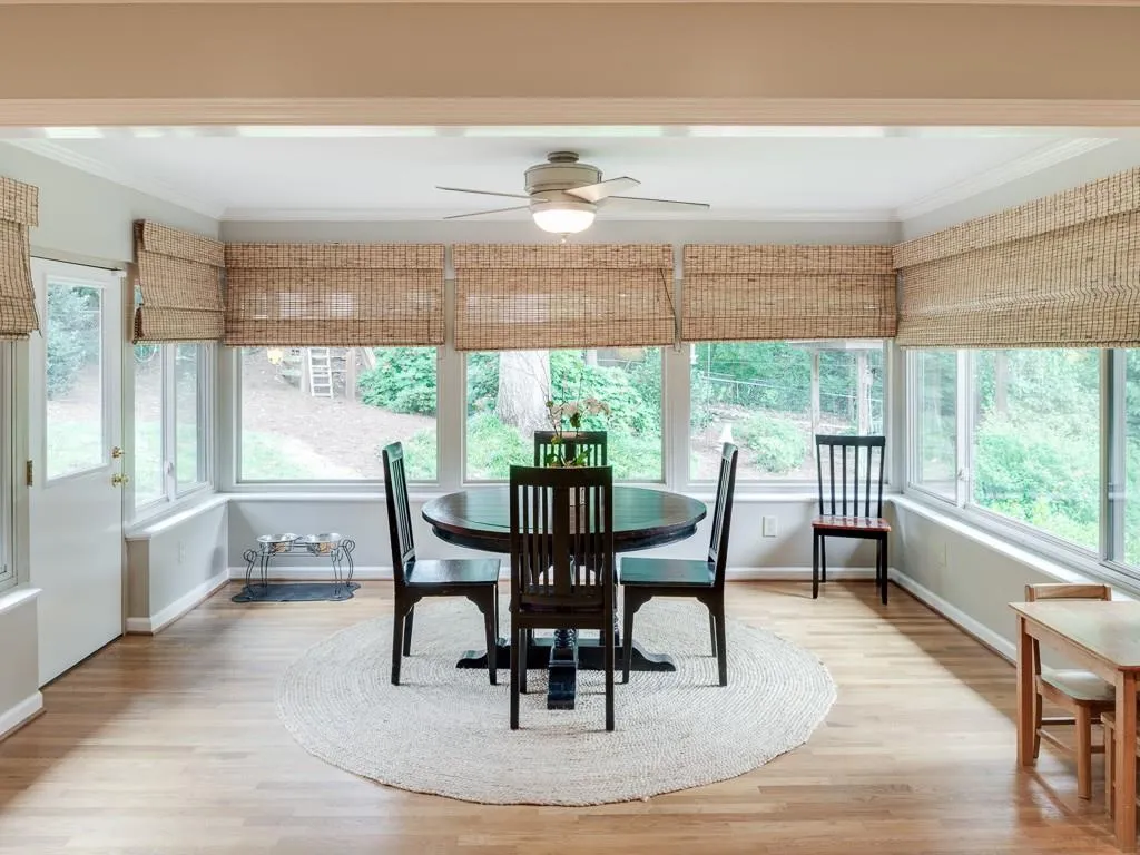 4795 Cherrywood Lane, Atlanta, Georgia 30342, 6 Bedrooms Bedrooms, ,3 BathroomsBathrooms,Residential,Sold,4795 Cherrywood Lane,5889351