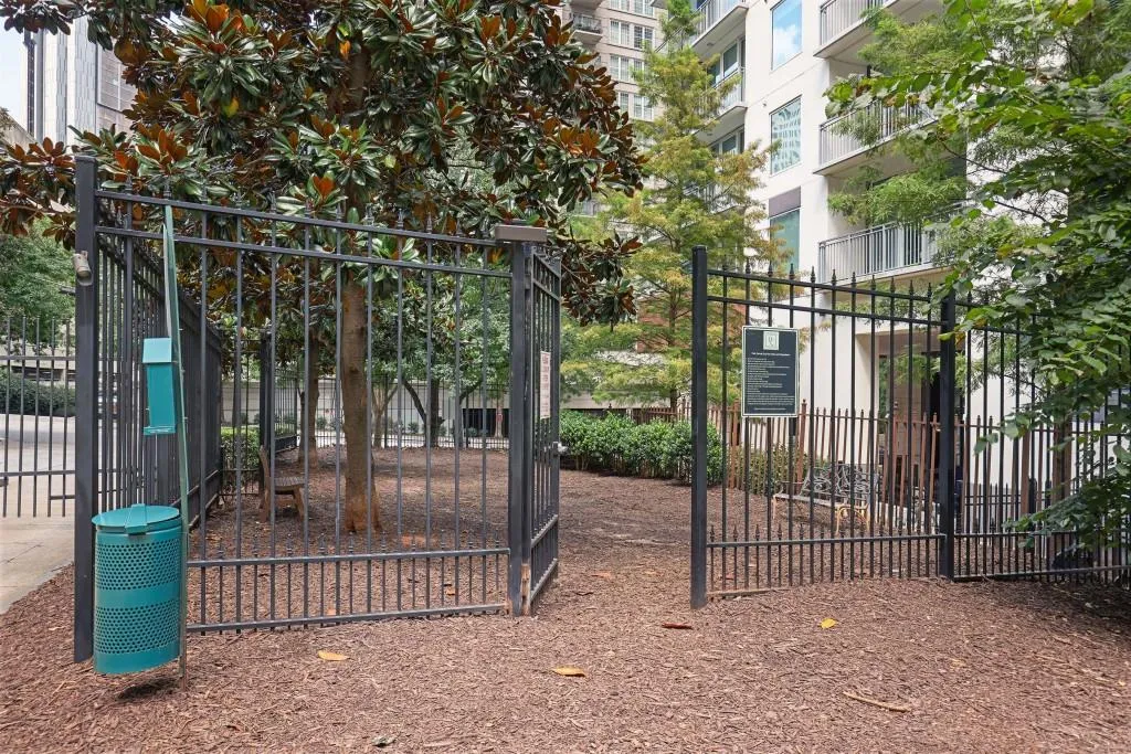 1101 Juniper Street Unit 219, Atlanta, Georgia 30309, 2 Bedrooms Bedrooms, ,2 BathroomsBathrooms,Residential,For Sale,1101 Juniper Street Unit 219,7638326