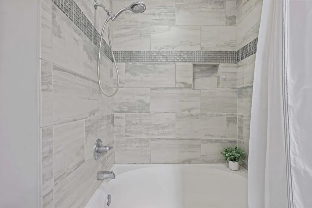 1101 Juniper Street Unit 219, Atlanta, Georgia 30309, 2 Bedrooms Bedrooms, ,2 BathroomsBathrooms,Residential,For Sale,1101 Juniper Street Unit 219,7638326
