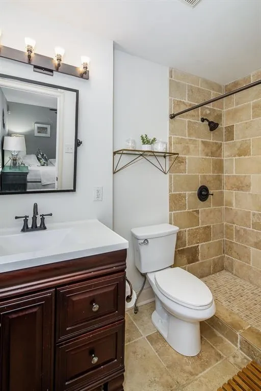 6412 N Hampton Drive Ne, Atlanta, Georgia 30328, 3 Bedrooms Bedrooms, ,2 BathroomsBathrooms,Residential,Sold,6412 N Hampton Drive Ne,6007110