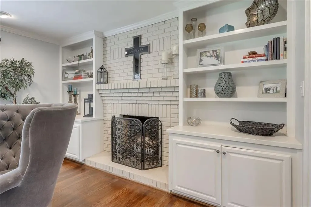 95 Silverwood Road, Atlanta, Georgia 30342, 4 Bedrooms Bedrooms, ,3 BathroomsBathrooms,Residential,Sold,95 Silverwood Road,6879687