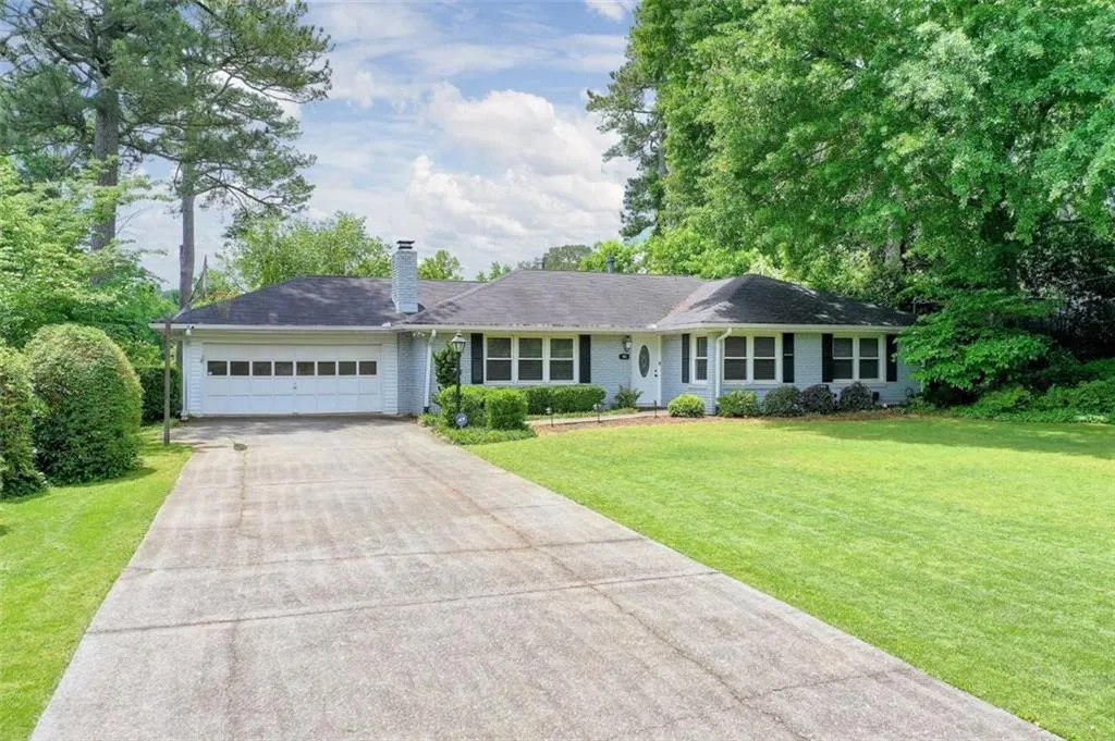 95 Silverwood Road, Atlanta, Georgia 30342, 4 Bedrooms Bedrooms, ,3 BathroomsBathrooms,Residential,Sold,95 Silverwood Road,6879687