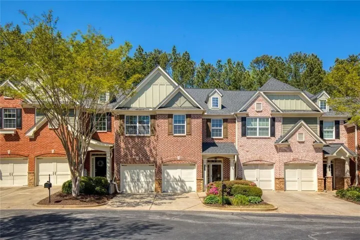 1404 Lexington Dr, Roswell, Georgia 30075
