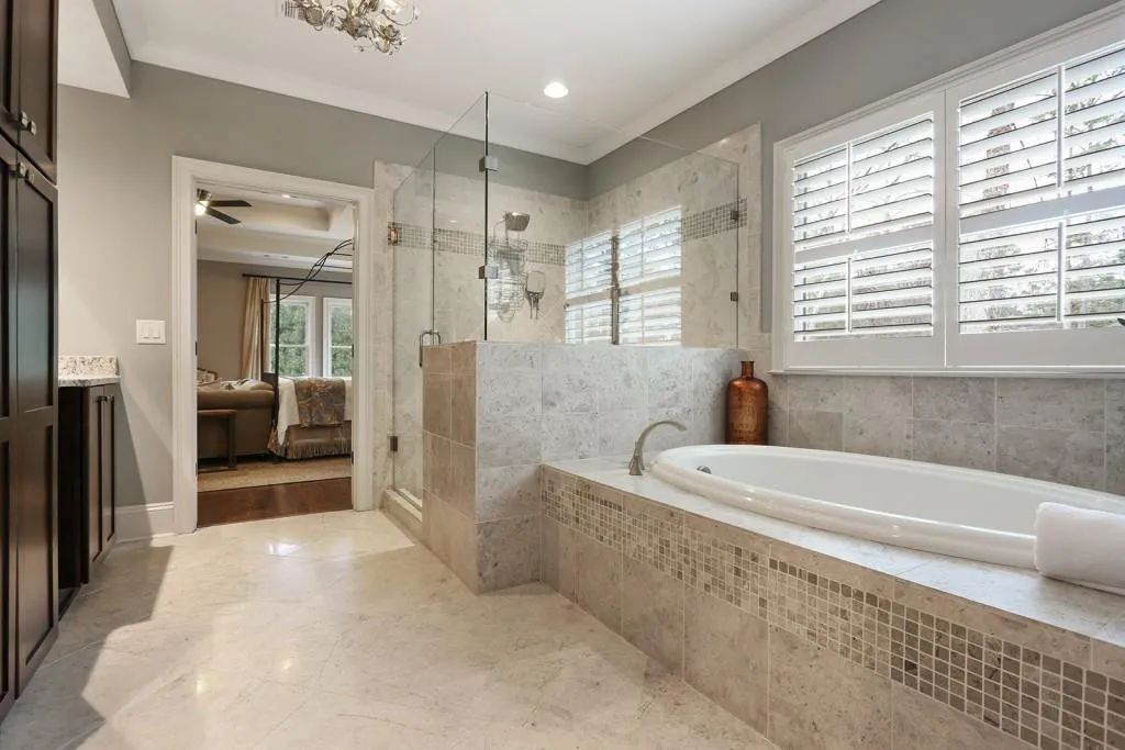 5560 Lake Forrest Drive, Atlanta, Georgia 30342, 6 Bedrooms Bedrooms, ,6 BathroomsBathrooms,Residential,Sold,5560 Lake Forrest Drive,5801853
