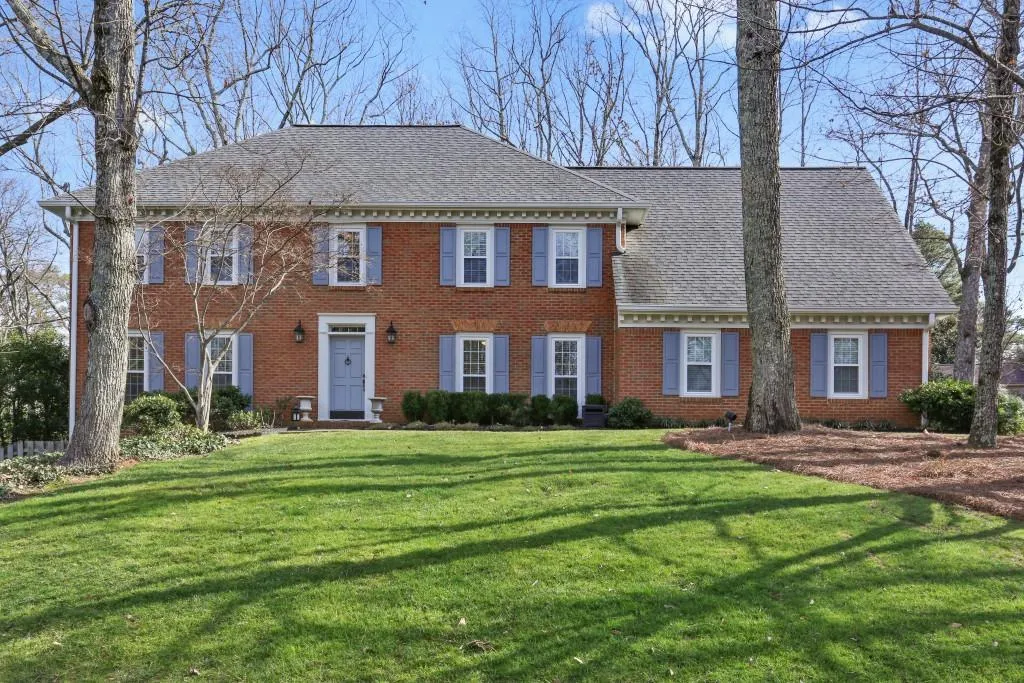 6965 Hunters Knoll Ne, Sandy Springs, Georgia 30328, 4 Bedrooms Bedrooms, ,2 BathroomsBathrooms,Residential,Sold,6965 Hunters Knoll Ne,5795151