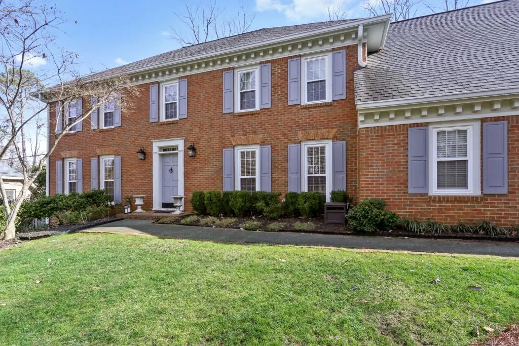 6965 Hunters Knoll Ne, Sandy Springs, Georgia 30328, 4 Bedrooms Bedrooms, ,2 BathroomsBathrooms,Residential,Sold,6965 Hunters Knoll Ne,5795151