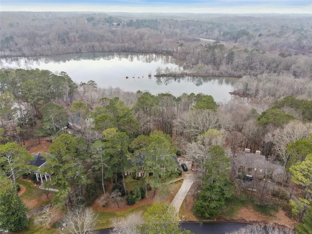 8930 Ridgemont Drive, Sandy Springs, Georgia 30350, 6 Bedrooms Bedrooms, ,4 BathroomsBathrooms,Residential,Sold,8930 Ridgemont Drive,7209395