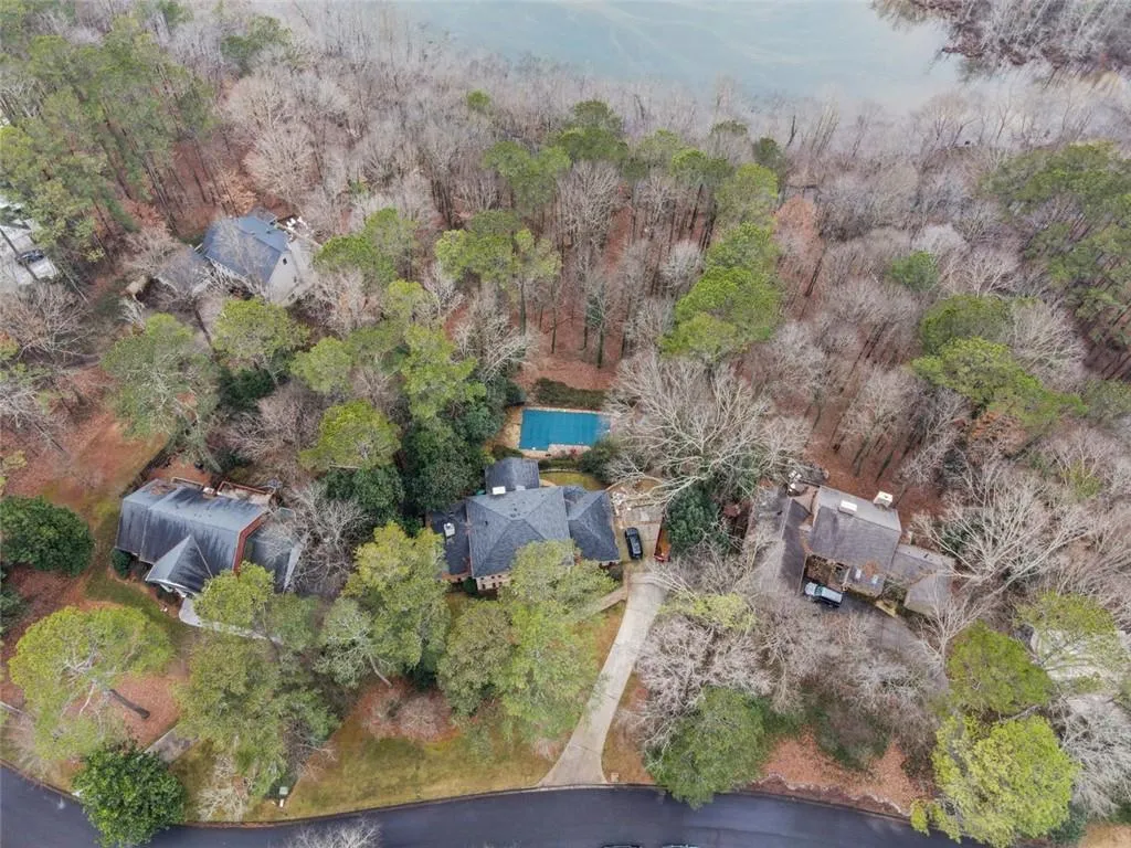 8930 Ridgemont Drive, Sandy Springs, Georgia 30350, 6 Bedrooms Bedrooms, ,4 BathroomsBathrooms,Residential,Sold,8930 Ridgemont Drive,7209395